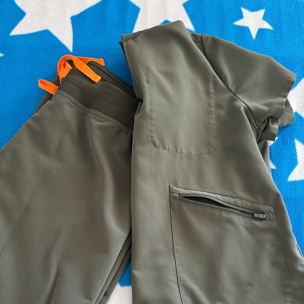 Figs Olive Technical Collection Scrub Top